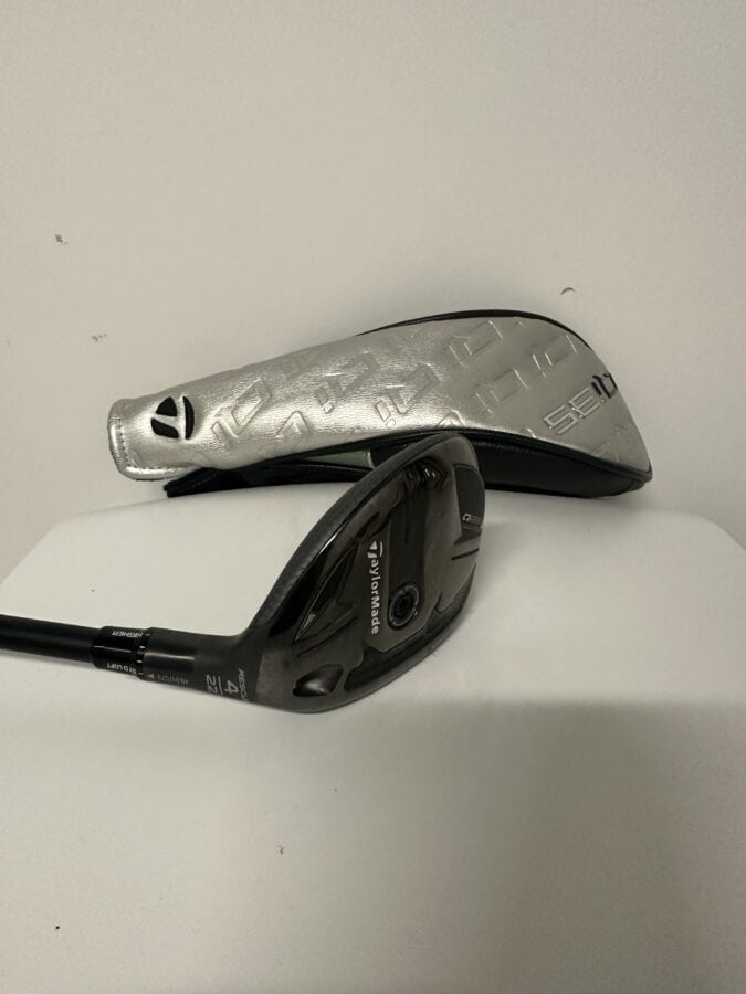 TaylorMade Qi35, Hybridi 4