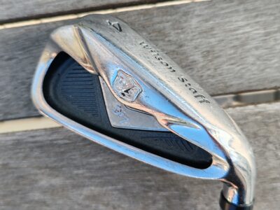 Wilson Staff Di7 Rauta 4 Uniflex