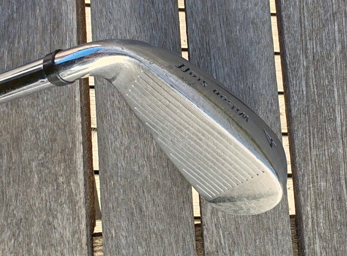 Wilson Staff Di7 Rauta 4 Uniflex