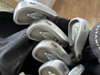 Kokonainen golfsetti