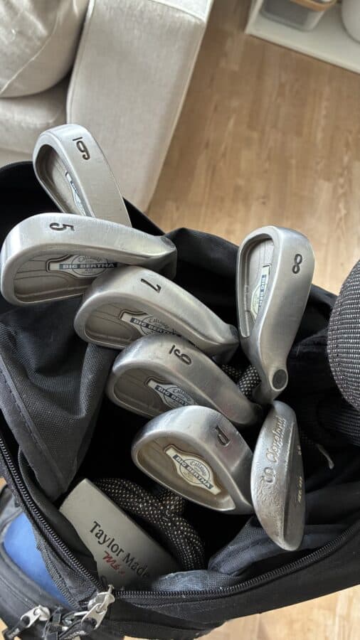 Kokonainen golfsetti